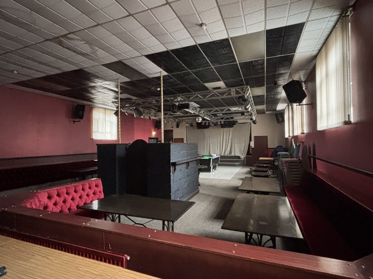 184 Stafford St, Walsall for lease Interior Photo- Image 1 of 3