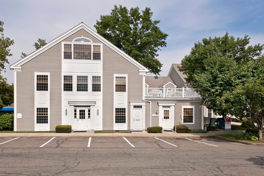 1720 Post Rd E, Westport, CT for lease - Building Photo - Image 2 of 13