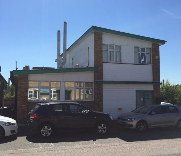 16-17 Station Clos, Potters Bar for lease - Building Photo - Image 2 of 2