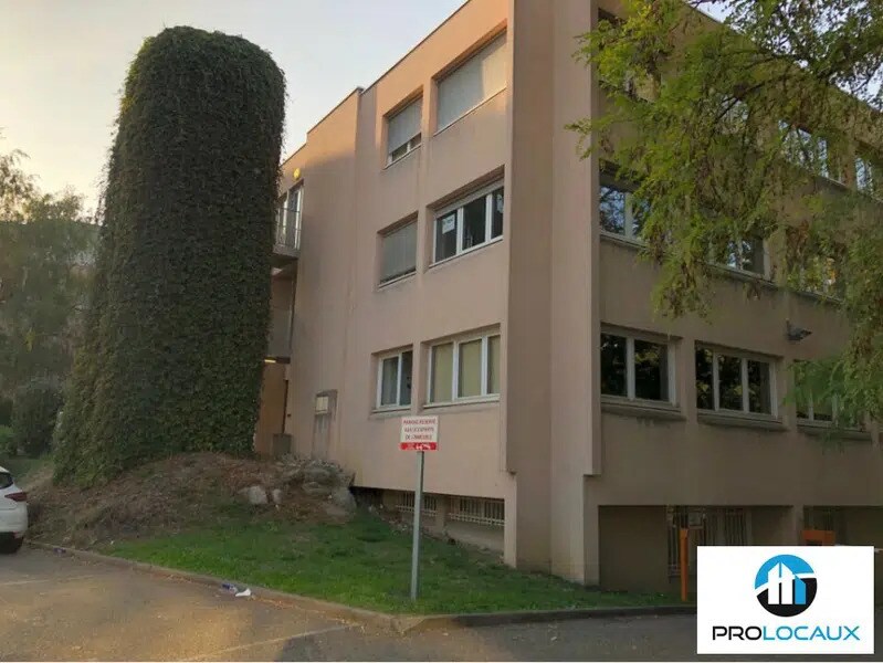 Office in SAINT-MARTIN-D'HERES for lease Building Photo- Image 1 of 13