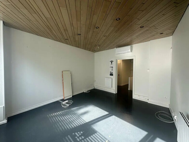 Retail in Strasbourg for sale - Interior Photo - Image 2 of 7