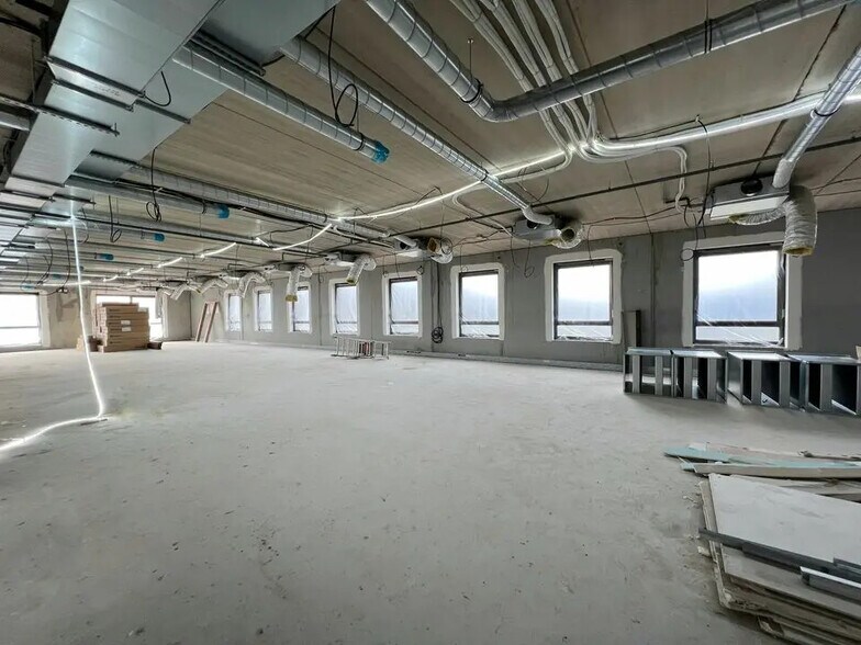 Office in Strasbourg for lease - Building Photo - Image 2 of 11