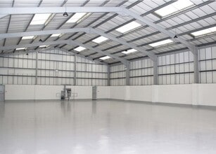 Clivemont Rd, Maidenhead for lease Interior Photo- Image 2 of 2