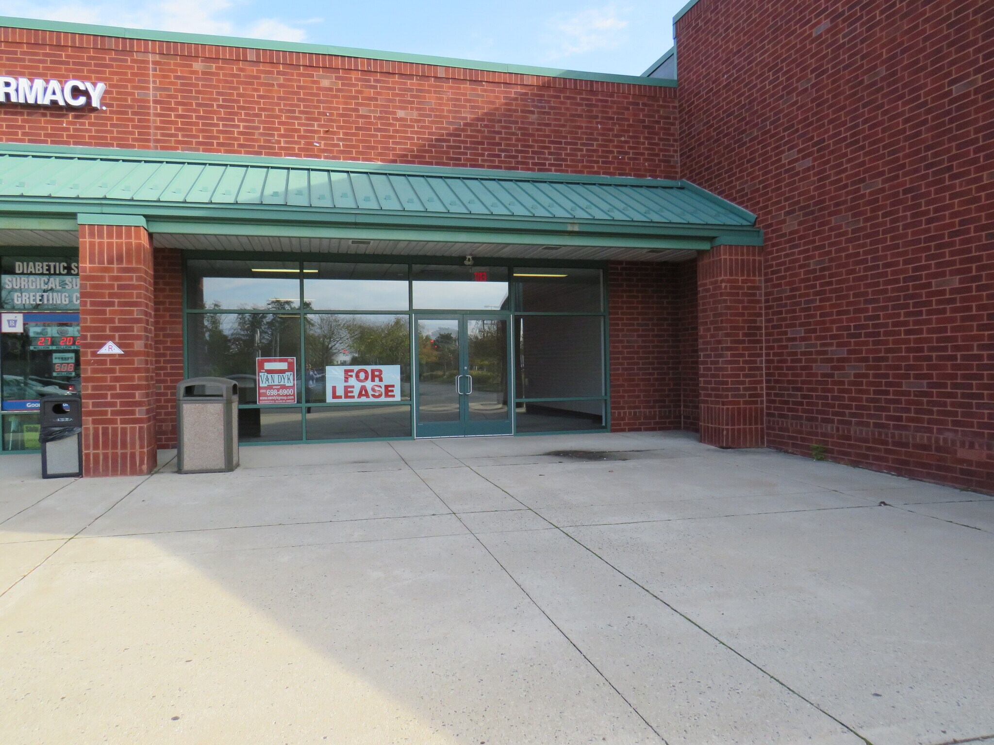 912 W Bay Ave, Barnegat, NJ 08005 Barnegat Village Square