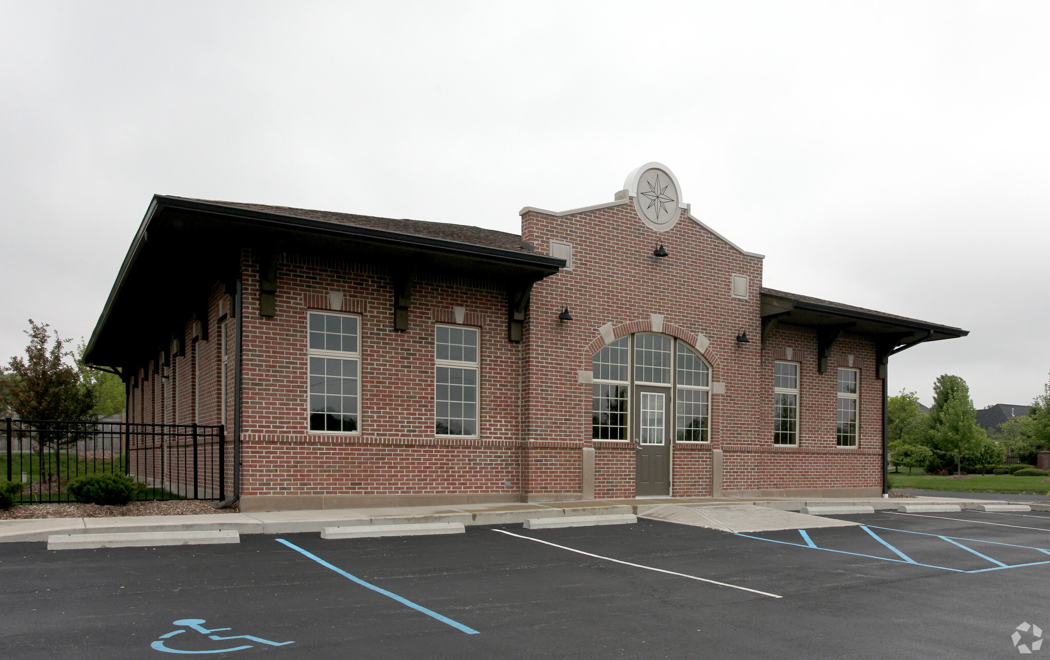 7271 W US Highway 52, New Palestine, IN for sale Primary Photo- Image 1 of 14