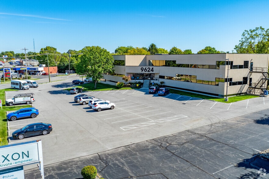 9624 Cincinnati Columbus Rd, Cincinnati, OH for lease - Building Photo - Image 2 of 9