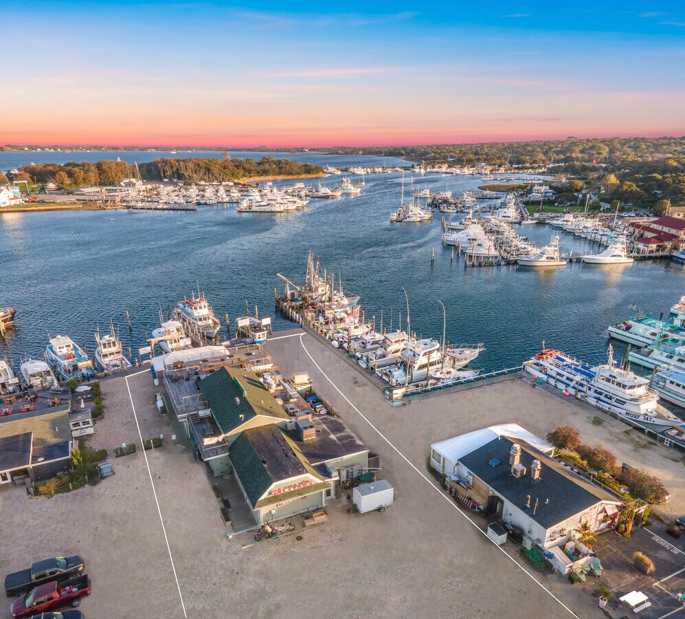 470 W Lake Dr, Montauk, NY 11954