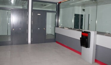 Retail in Lleida, Lérida for lease Interior Photo- Image 1 of 6