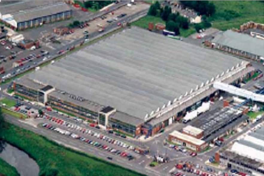 Blackburn Rd, Burnley for lease - Building Photo - Image 2 of 2