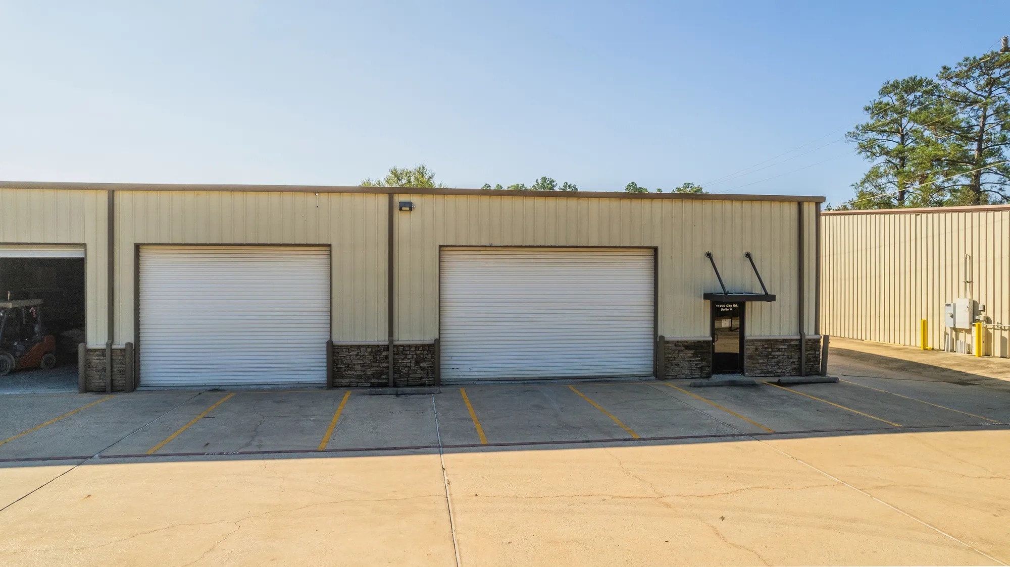 11200-A Cox Rd, Conroe, TX for lease Building Photo- Image 1 of 5