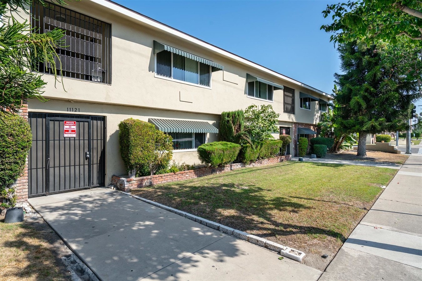 11121 Chapman Ave, Garden Grove, CA 92840