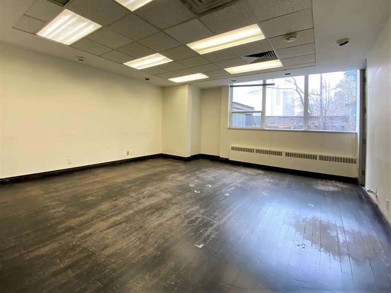 1300 Don Mills Rd, Toronto, ON for sale - Interior Photo - Image 1 of 1