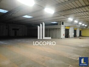 Industrial in Aubagne for lease Interior Photo- Image 2 of 8