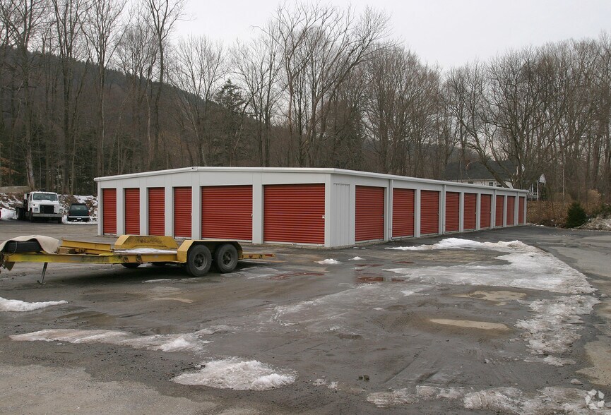 223 Kent Rd, New Milford, CT 06776 Office for Lease