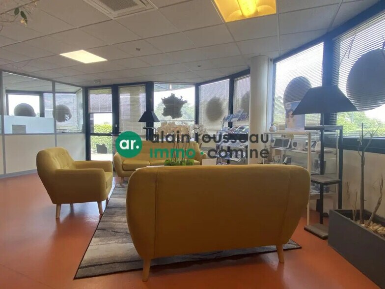 Office in Angers for sale - Interior Photo - Image 3 of 7