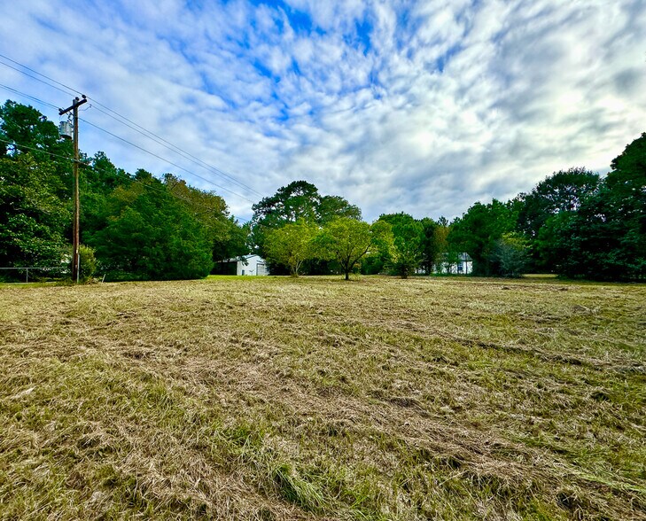 4955 FM 1374 Rd, Huntsville, TX for sale - Building Photo - Image 3 of 19