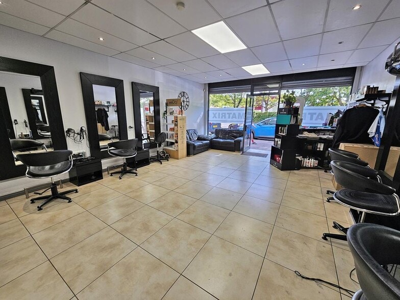 13 Northwich Rd, Northwich for lease - Interior Photo - Image 3 of 5