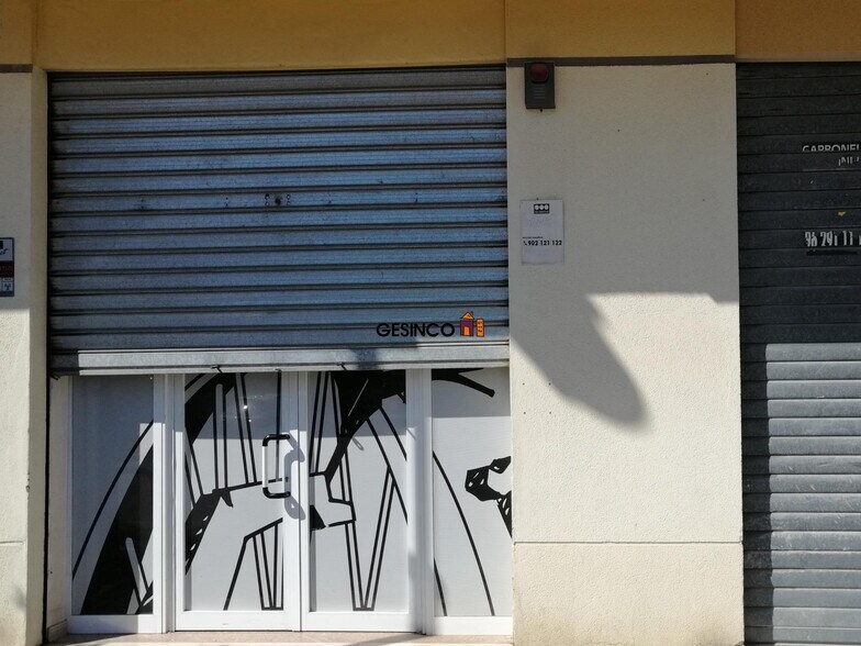 Retail in Ontinyent for lease - Building Photo - Image 1 of 3