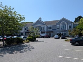1471 Iyannough Rd, Hyannis MA - Commercial Real Estate