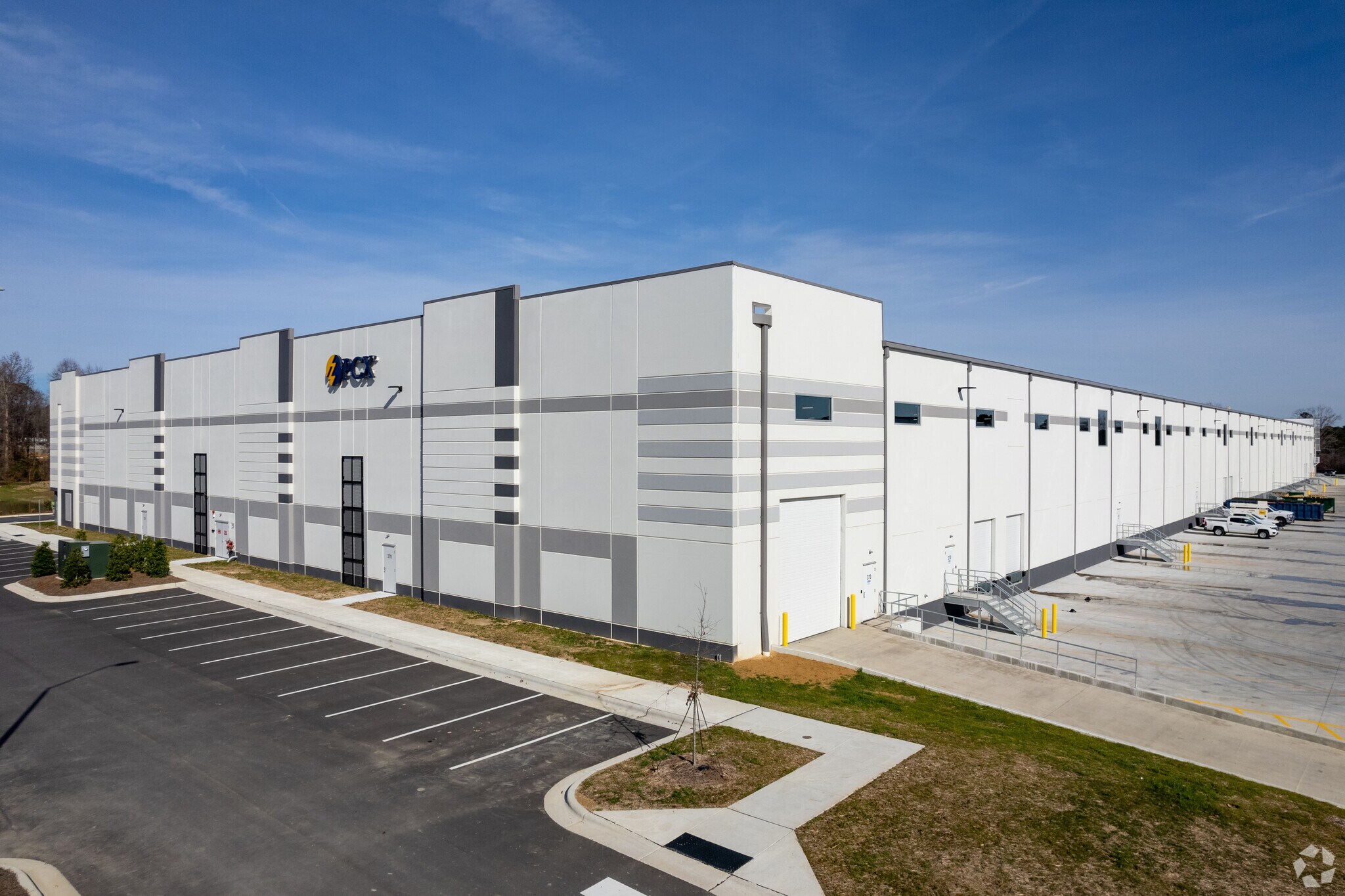 370 Spectrum Dr, Knightdale, NC for sale Primary Photo- Image 1 of 1