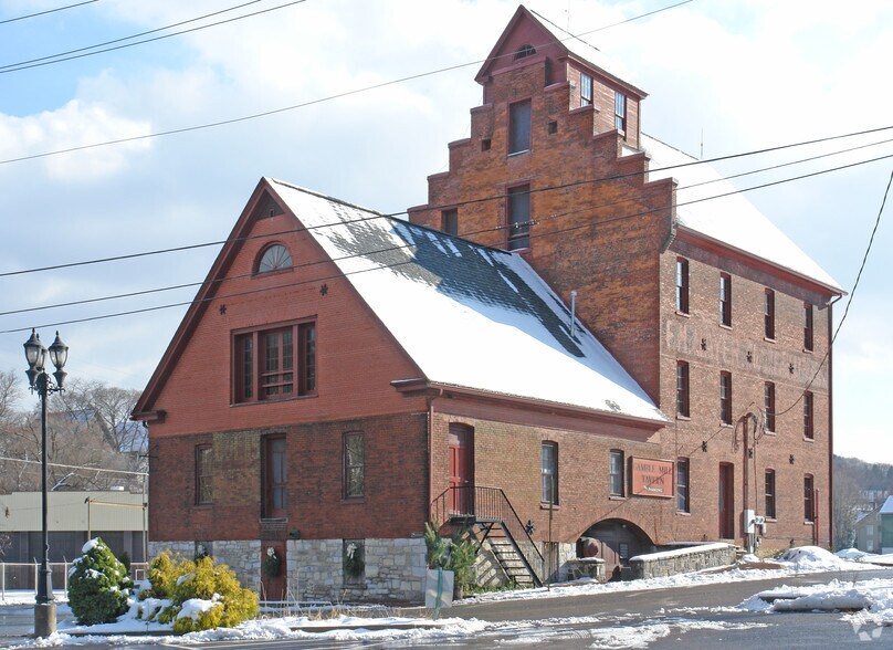 160 Dunlap St, Bellefonte, PA for sale - Primary Photo - Image 1 of 1