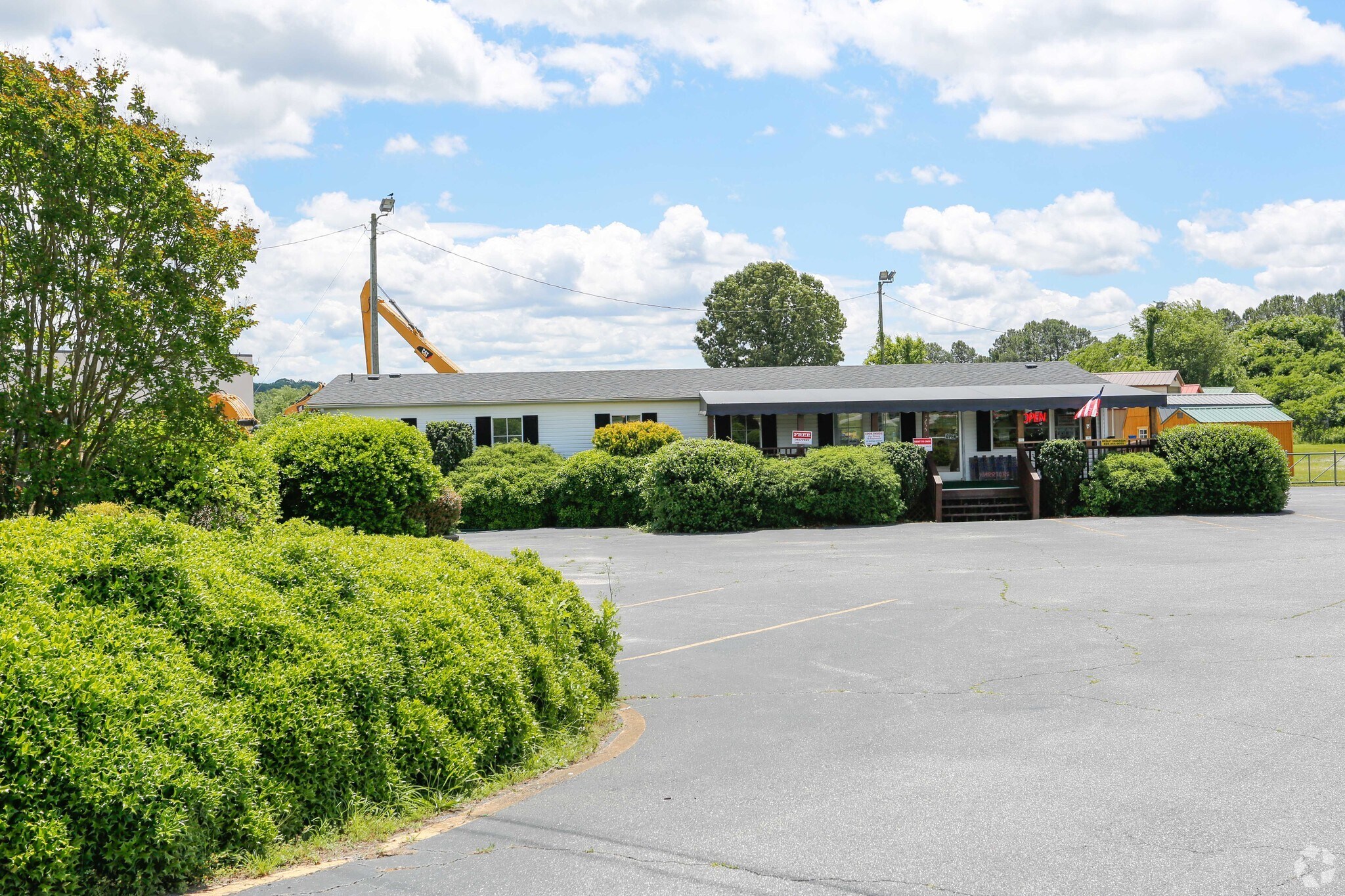 1255 US 70 Hwy, Newton, NC for sale Primary Photo- Image 1 of 1