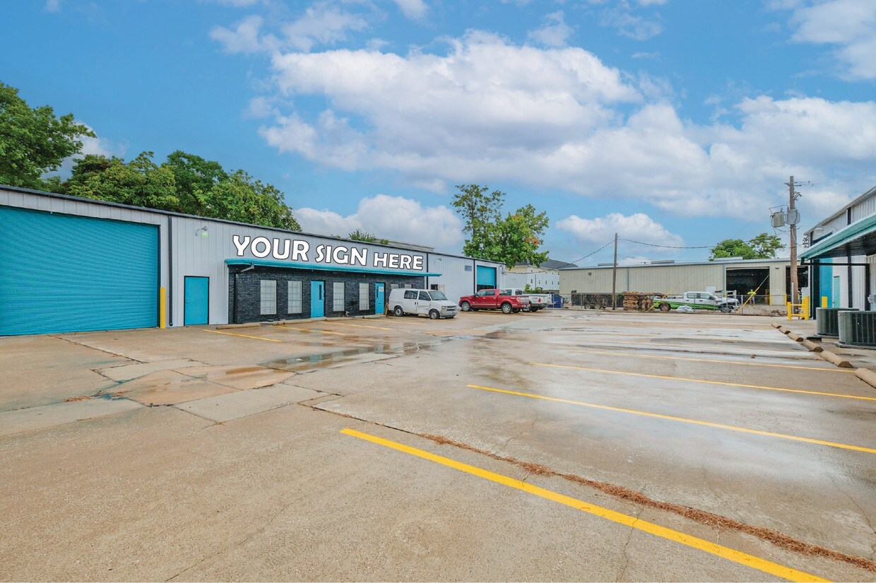 1906 Johanna Dr, Houston, TX for lease Building Photo- Image 1 of 2