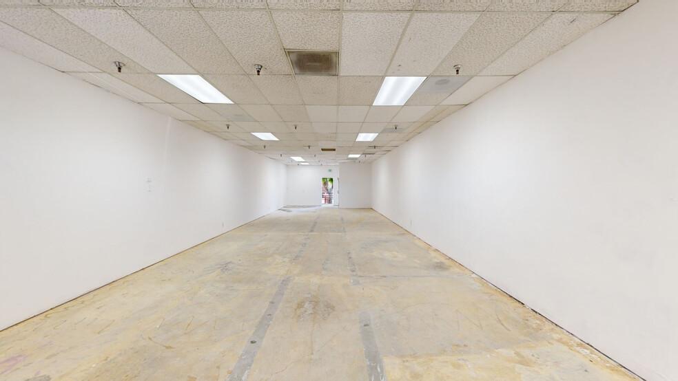 102-190 W Foothill Blvd, Monrovia, CA for lease - Matterport 3D Scan - Image 2 of 21