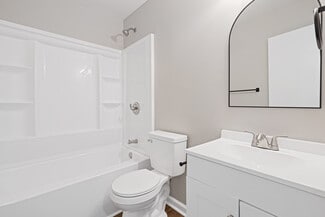 More details for 405 Harbour North Dr, Chesapeake, VA - Multifamily for Sale