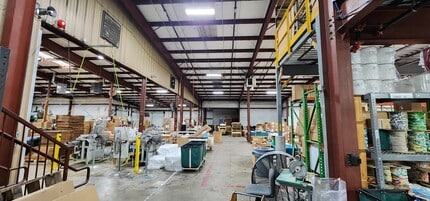 318 Bell Park Dr, Woodstock, GA for lease Interior Photo- Image 1 of 8