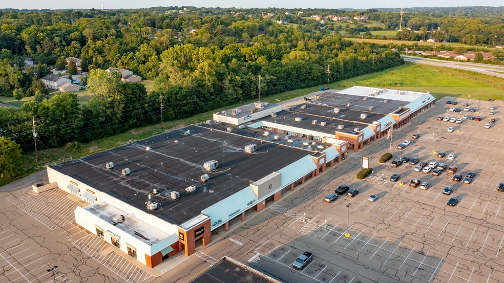 726 E Main St, Lebanon, OH for lease - Building Photo - Image 3 of 10