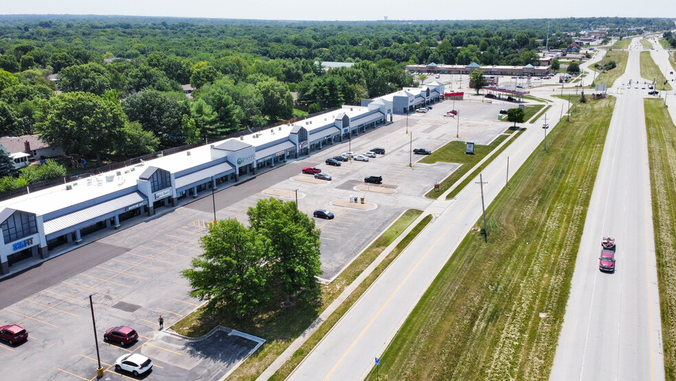 1121-1225 NE Rice Rd, Lees Summit, MO for lease - Building Photo - Image 3 of 12