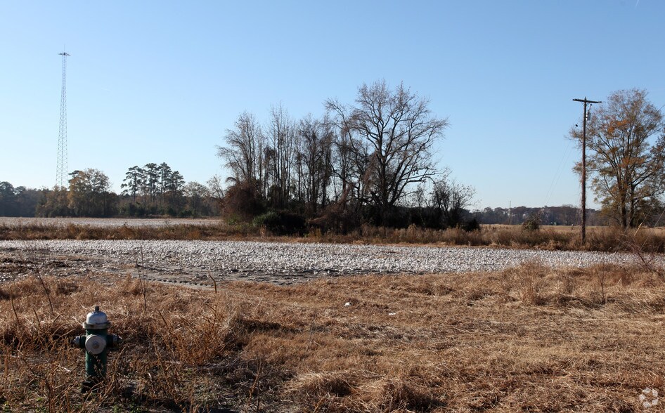 4485 W Hwy 70, Kinston, NC 28504