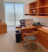 633 W 5th St, Los Angeles, CA for lease Interior Photo- Image 2 of 4