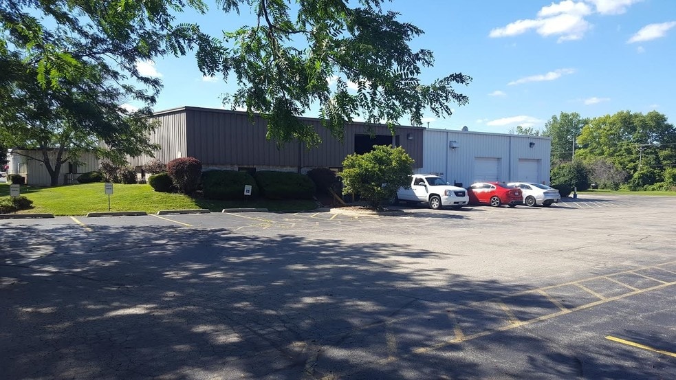 4760 American Rd, Rockford, IL 61109