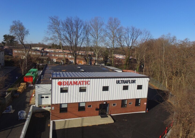 622 Grant Rd, Folcroft, PA 19032