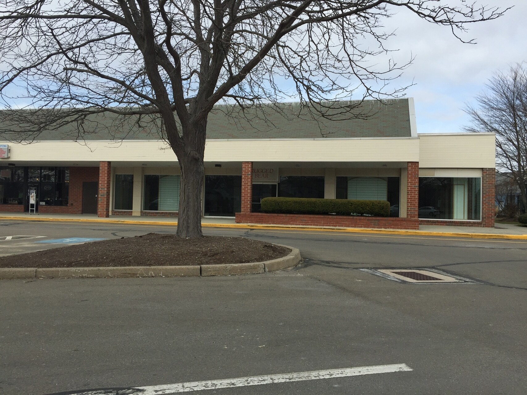 105 Elm St, Old Saybrook, CT 06475 Retail for Sale