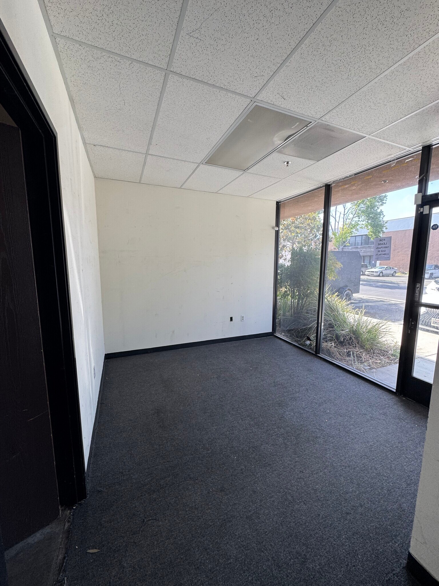 1601 Pacific Ave, Oxnard, CA for lease Interior Photo- Image 1 of 7
