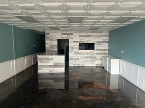 N 99th Ave, Sun City, AZ for lease Building Photo- Image 2 of 6