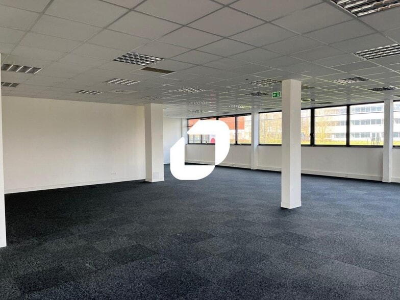 Office in VILLENEUVE-D'ASCQ for lease - Building Photo - Image 3 of 18
