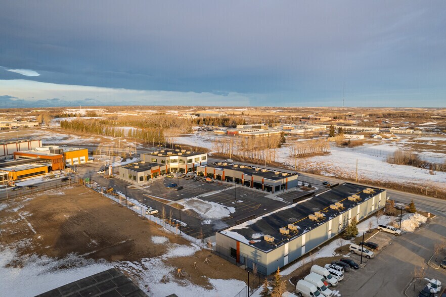 2 Royal Vista Link NW, Calgary, AB for lease - Aerial - Image 2 of 3