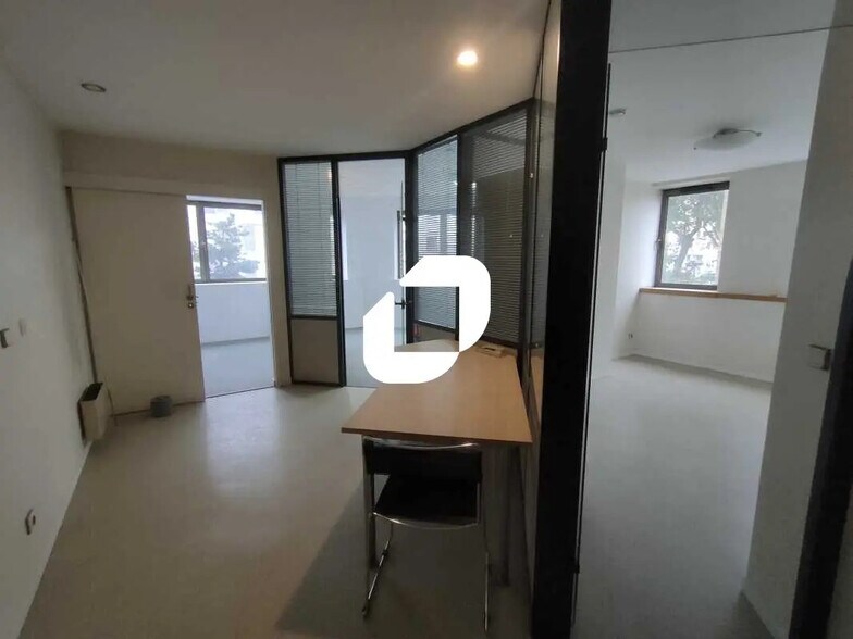 86 Avenue Du Général Leclerc, Viroflay for lease - Interior Photo - Image 3 of 10