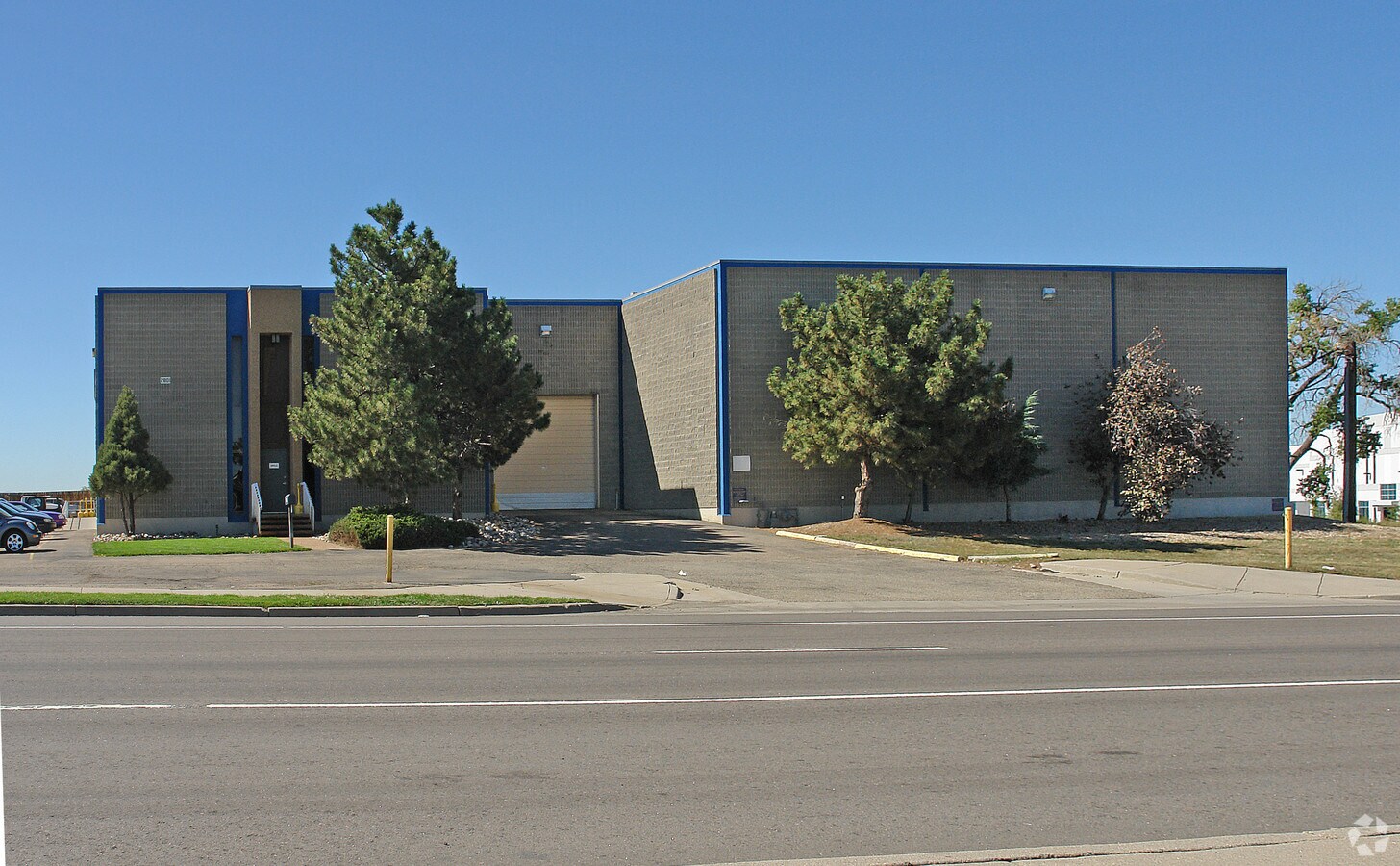 2801 Tower Rd, Aurora, CO 80011