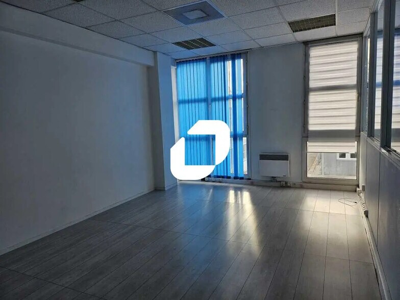 Office in Montpellier for lease - Interior Photo - Image 3 of 13