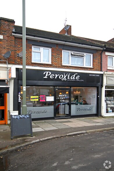 125 Colney Hatch Ln, London for sale - Primary Photo - Image 1 of 1