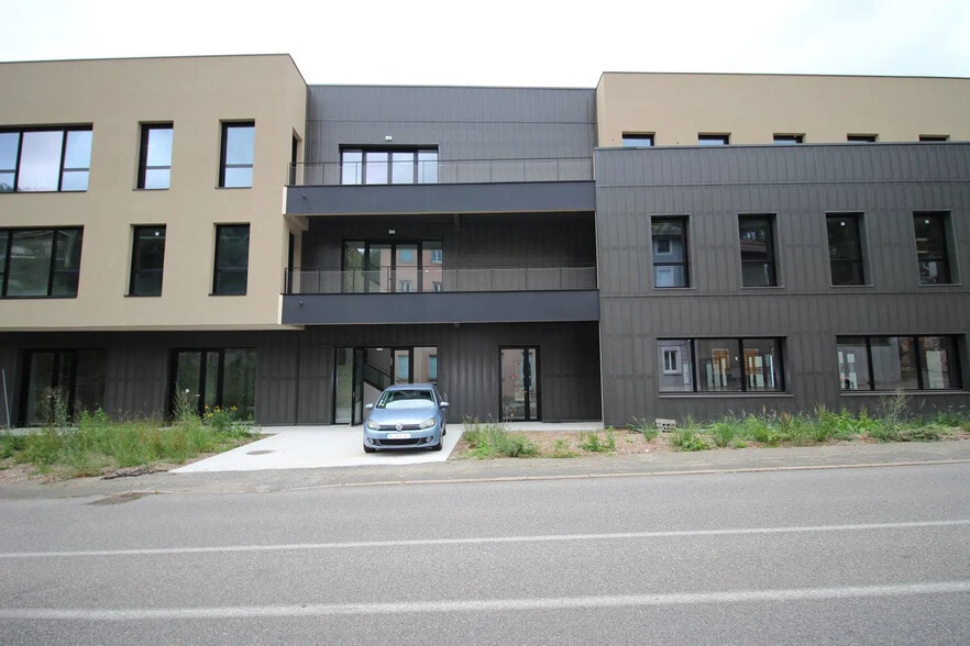 17 Rue De Paris, Tarare for sale - Building Photo - Image 1 of 11