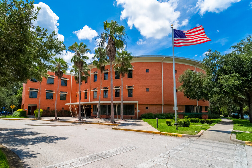 800 Celebration Ave, Celebration, FL for lease - Building Photo - Image 1 of 24