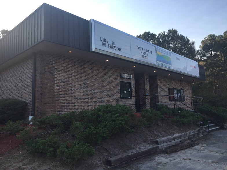 320 Ivanhoe Dr, Walterboro, SC for sale - Building Photo - Image 1 of 1