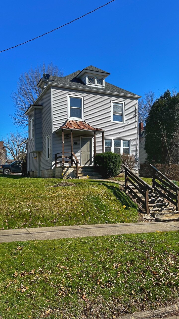 499 Gage St, Akron, OH for sale Primary Photo- Image 1 of 1