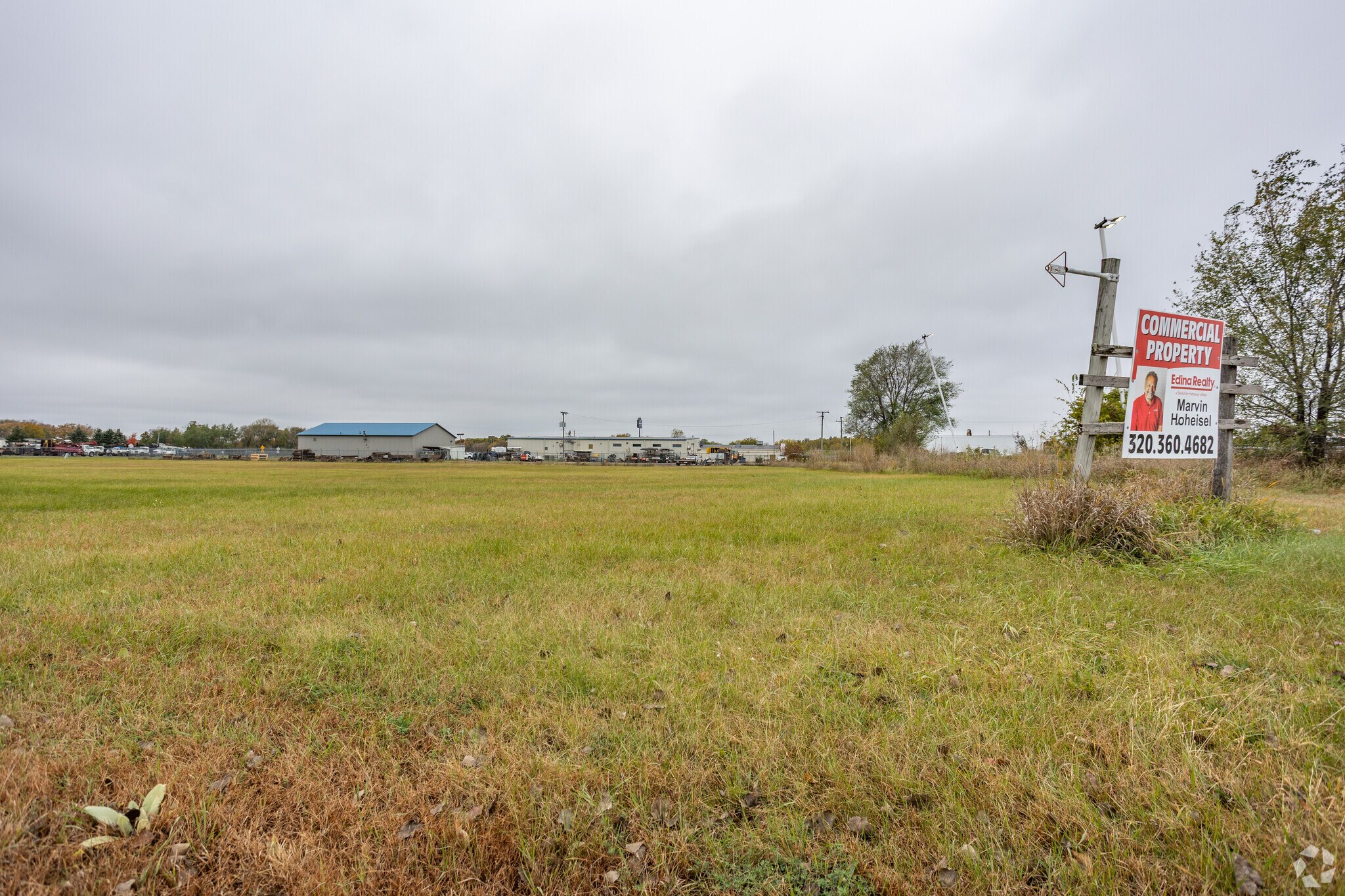 1701 Mary Anne Ave, Little Falls, MN for sale Primary Photo- Image 1 of 2